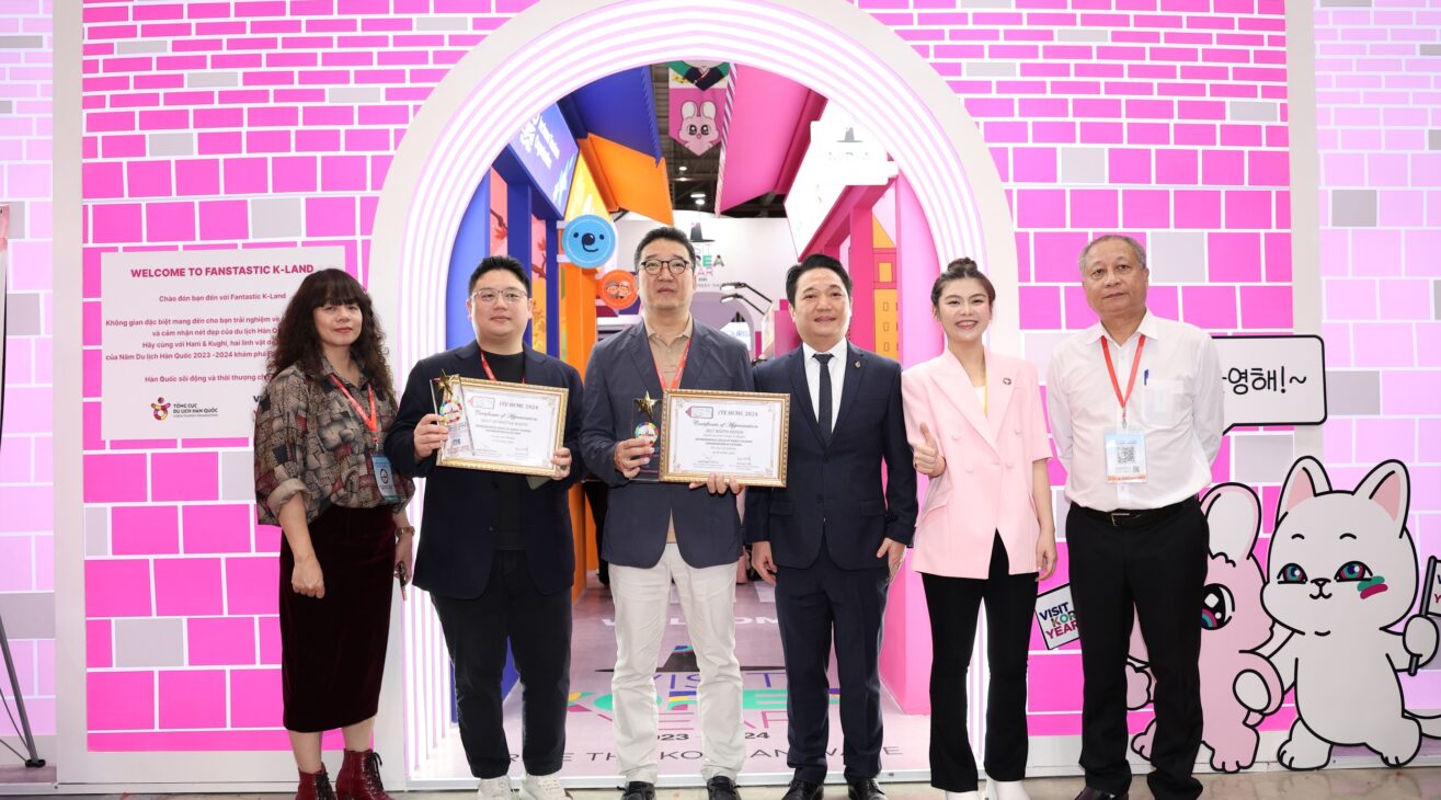 Trao Giải Thiết Kế Gian Hàng Đẹp Nhất Tại Hội Chợ Du Lịch Quốc Tế Thành Phố Hồ Chí Minh Lần Thứ 18