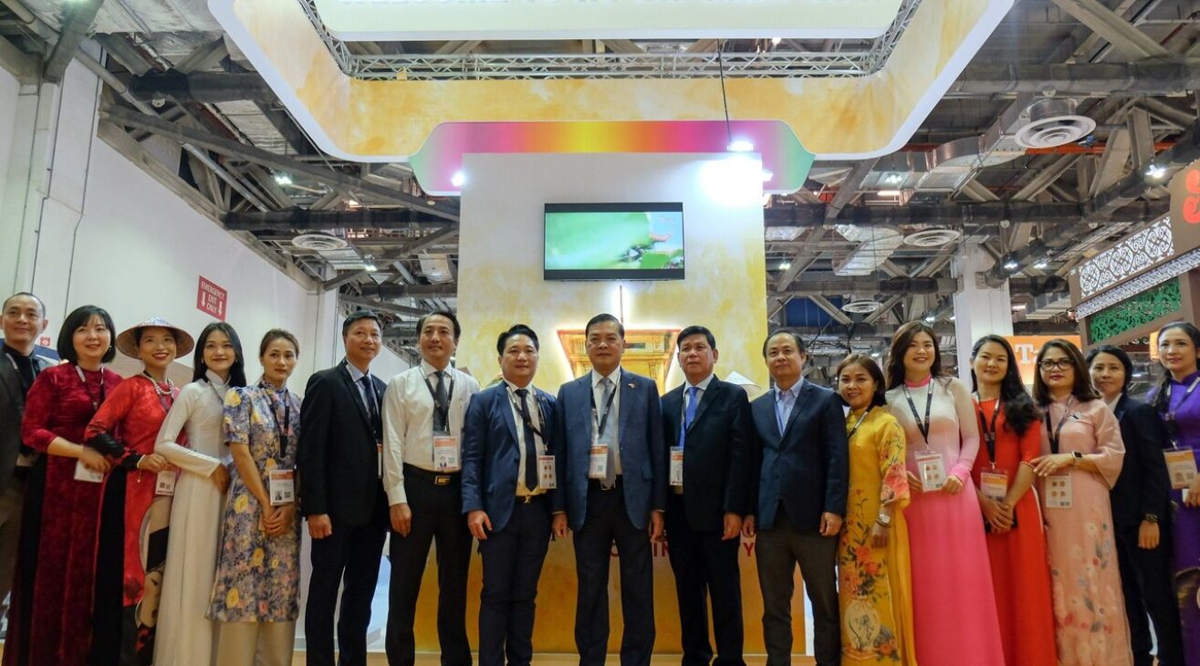 QUẢNG BÁ DU LỊCH VIỆT NAM –  THÀNH PHỐ HỒ CHÍ MINH TẠI SINGAPORE