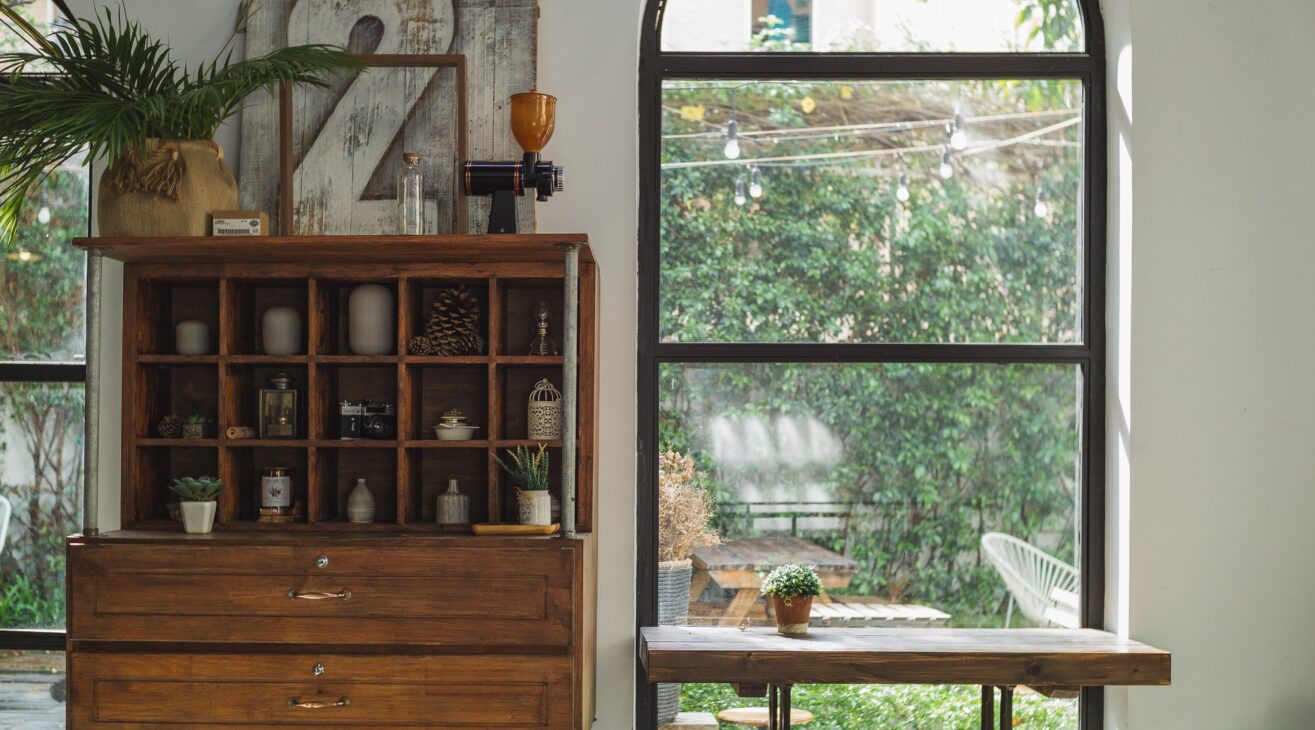 10 quán cà phê ẩn mình giữa lòng thành phố