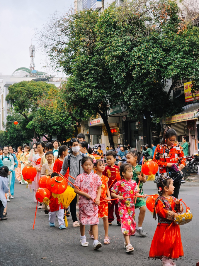 Lantern Festival (Tet Nguyen Tieu)